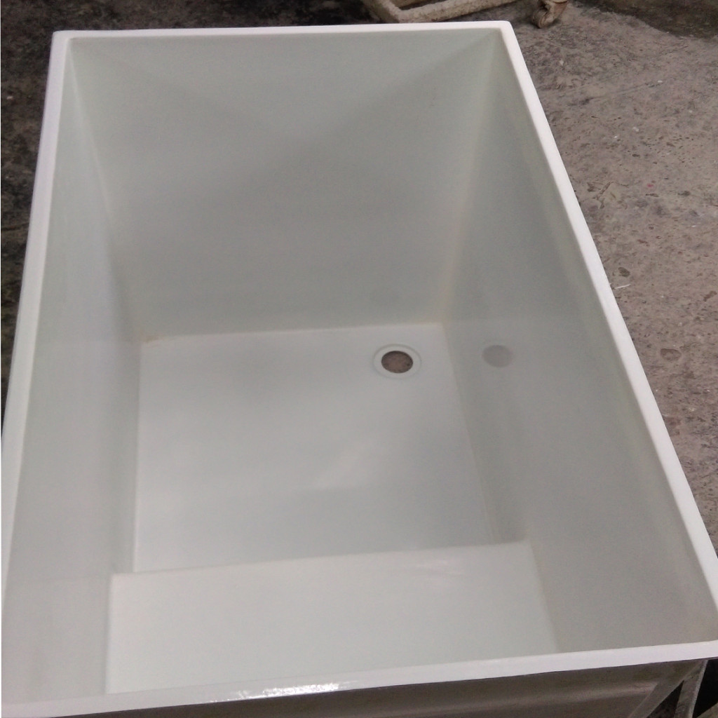 Fiberglass bathtub